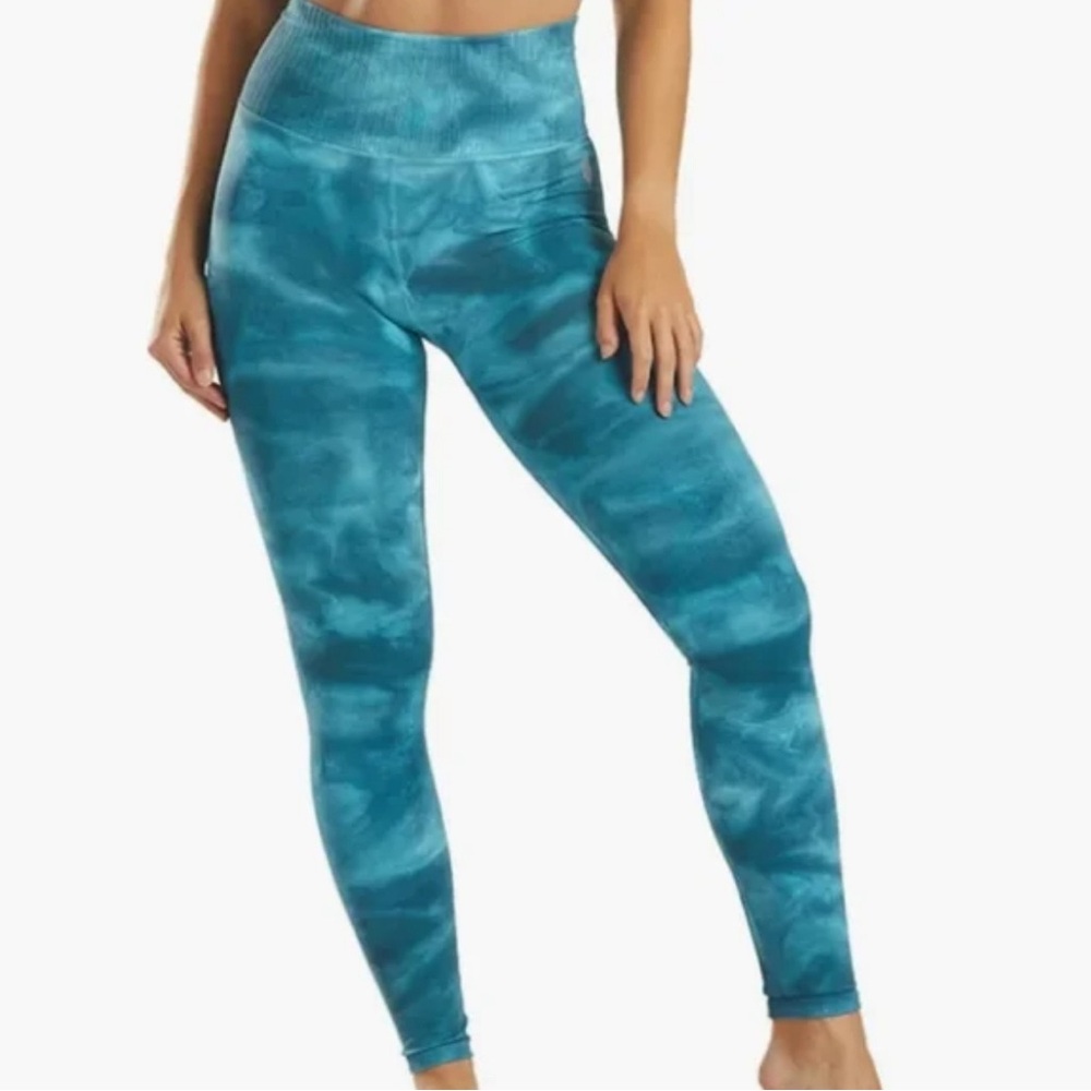 NWT!! Free People Good Karma Tie Dye Leggings Medium Large - Picture 2 of 15